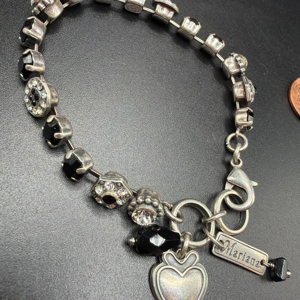 Mariana Women's Black and Silver Jewellery